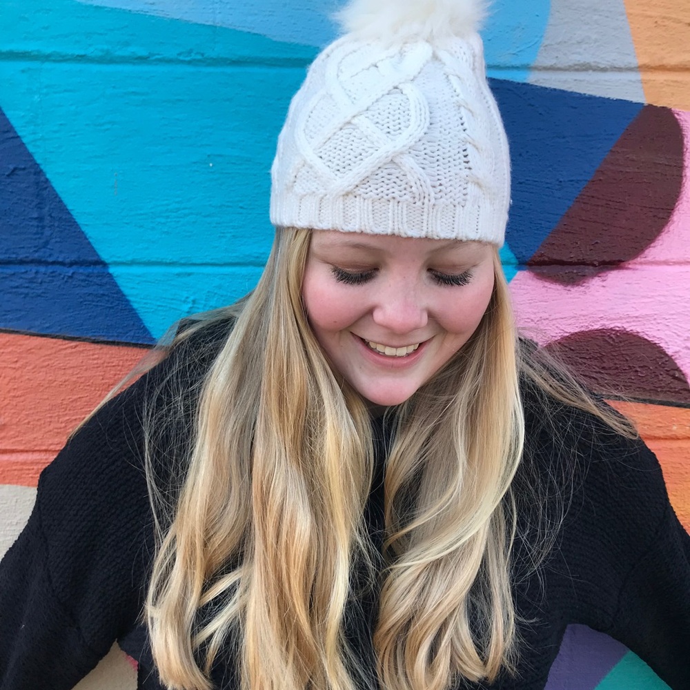 Meet your Posher, Annie